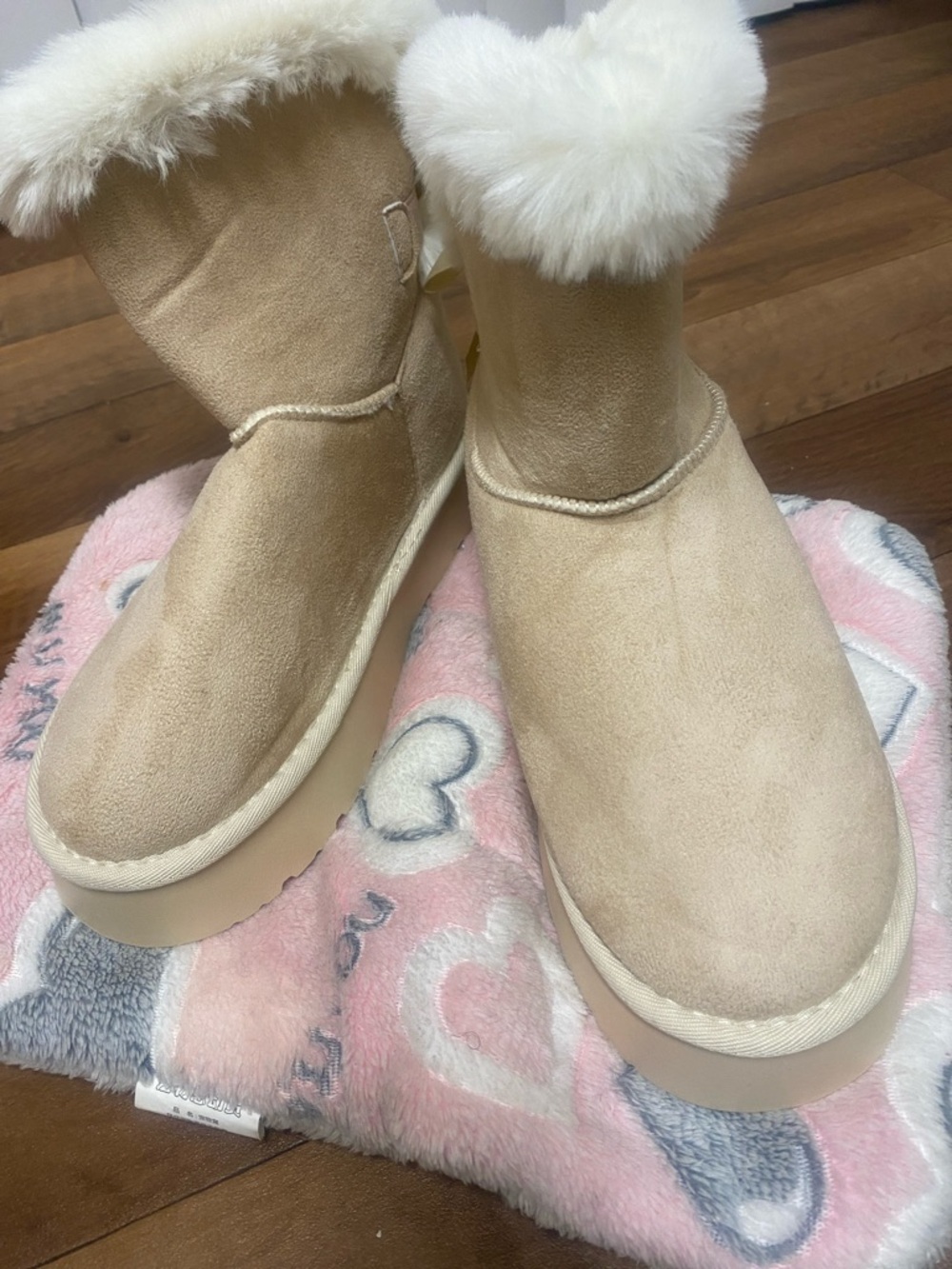 Target Beige Faux-Suede Winter Boots with White Faux-Fur Cuff